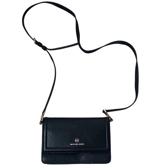 Michael Kors Handbags - Michael Kors Black Pebbled Leather Crossbody Wallet bag Silver Hardware